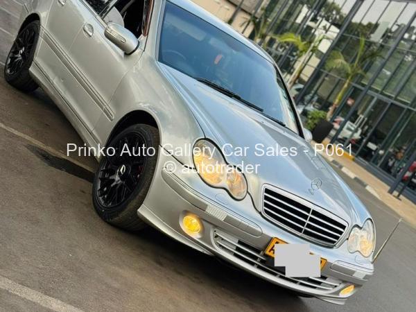 2009 - Mercedes Benz C-Class 2009 - Mercedes Benz C-Class