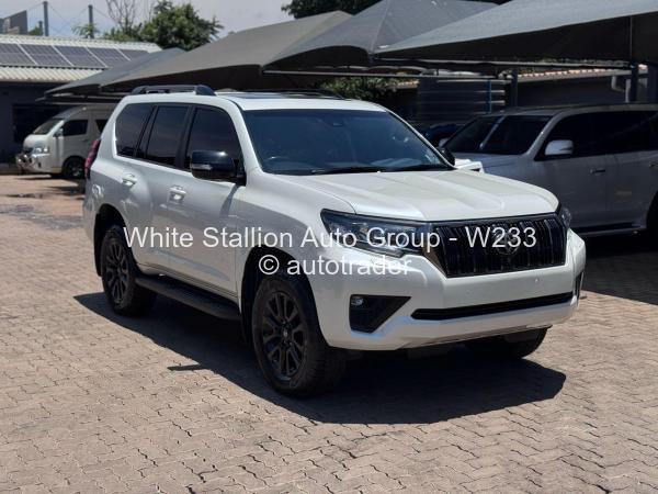 2021 - Toyota  Land Cruiser Prado 2021 - Toyota  Land Cruiser Prado