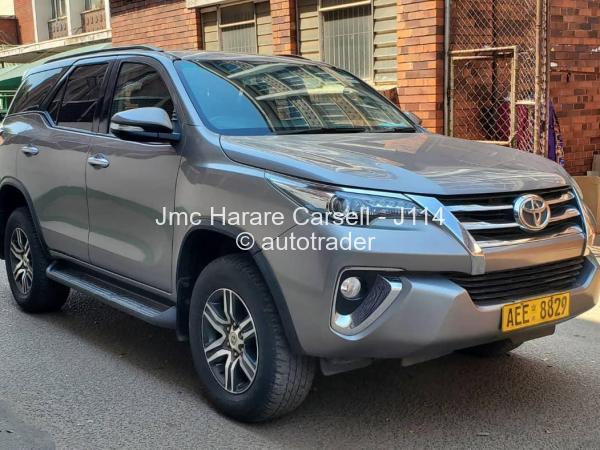 2019 - Toyota  Fortuner 2019 - Toyota  Fortuner