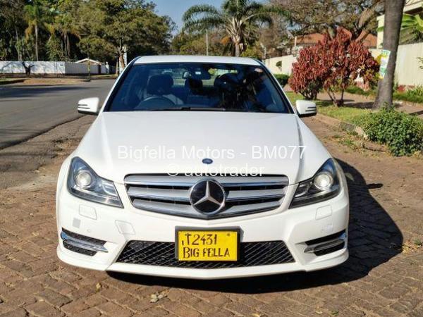 2013 - Mercedes Benz C200 2013 - Mercedes Benz C200