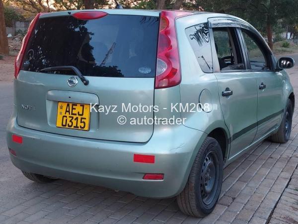 2014 - Nissan Note 2014 - Nissan Note