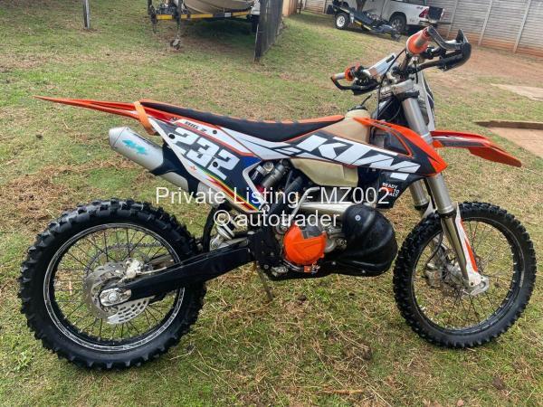 2017 - KTM 300