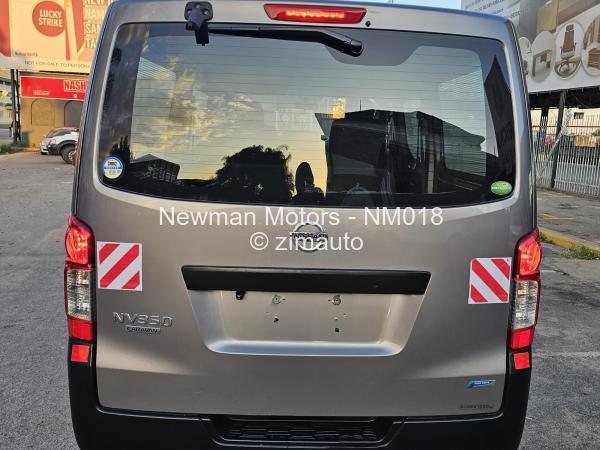 2014 - Nissan  Caravan