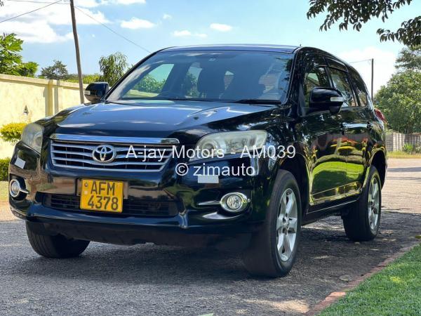 2012 - Toyota  Vanguard