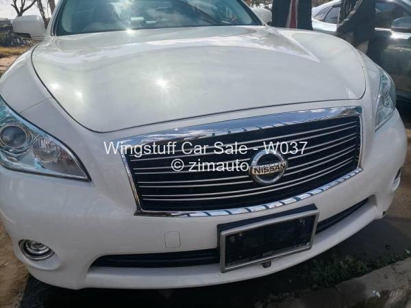 2014 Nissan  Fuga