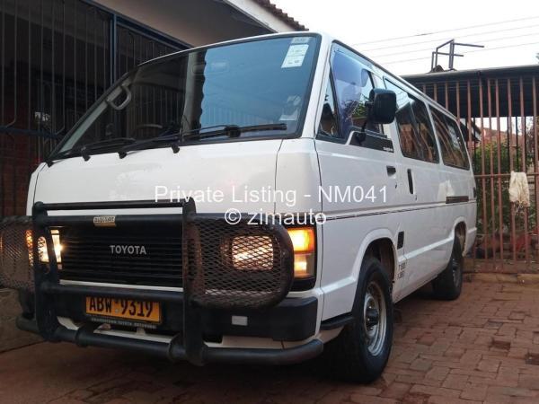 2004 Toyota  Hiace