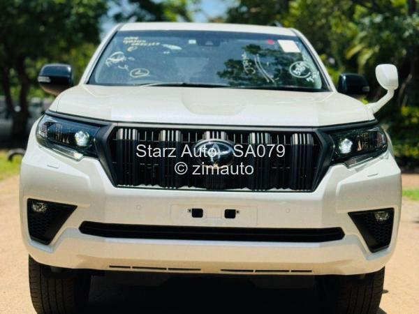 2023 Toyota  Land Cruiser Prado