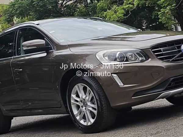 2015 - Volvo  XC60