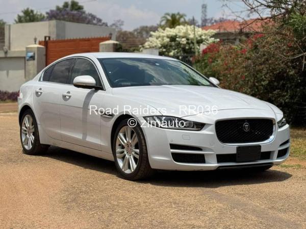 2016 Jaguar XE