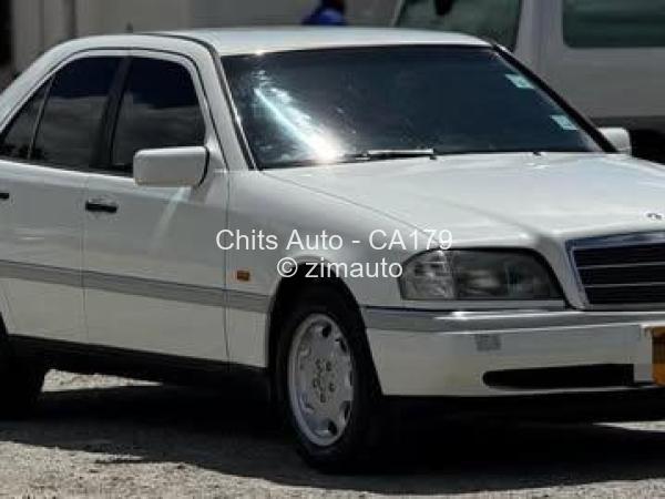 2004 Mercedes Benz C200