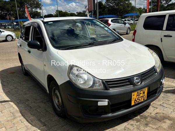 2014 Nissan  AD Van