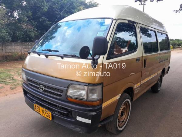 2001 Toyota  Hiace