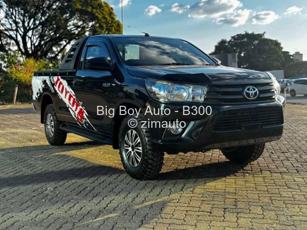 2018 Toyota  HILUX REVO