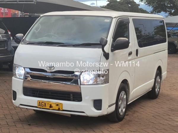 2015 Toyota  Hiace