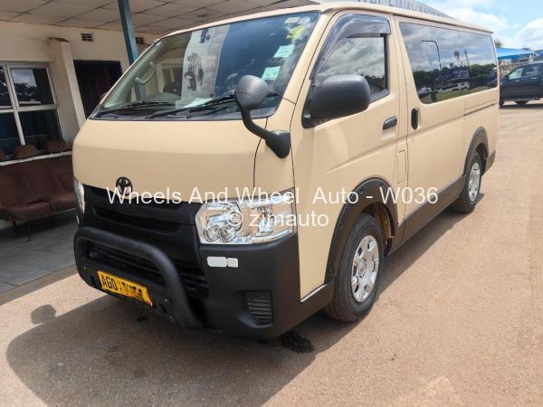 2016 Toyota  Hiace