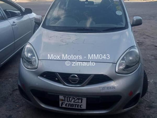 2015 Nissan  March