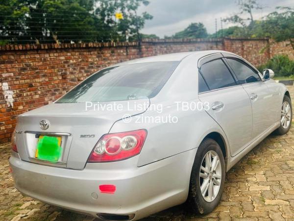2010 Toyota  Mark X