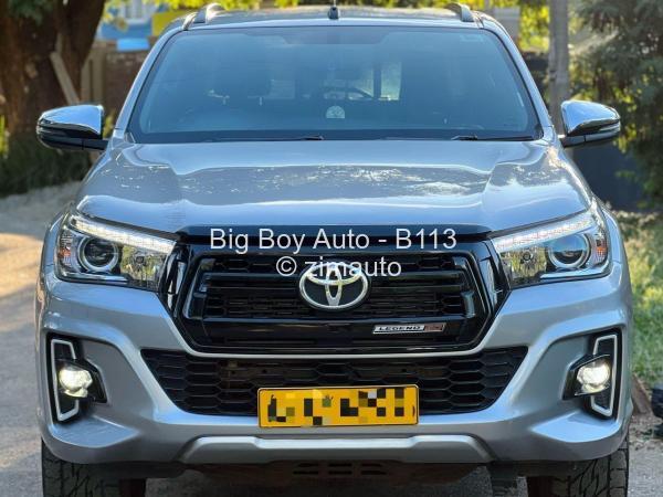 2019 Toyota  HILUX GD6