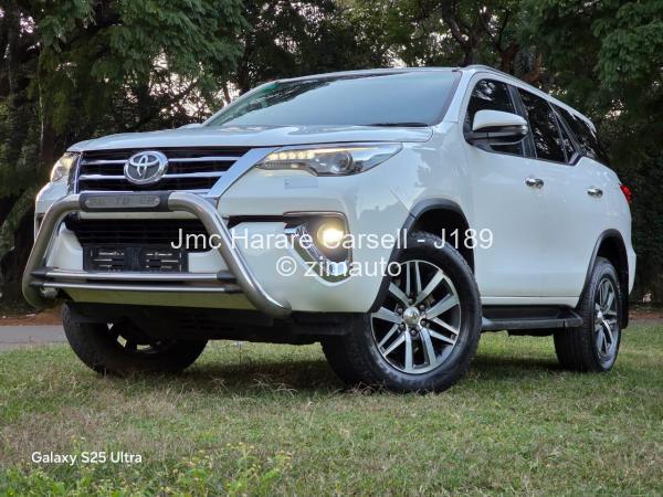 2018 Toyota  Fortuner