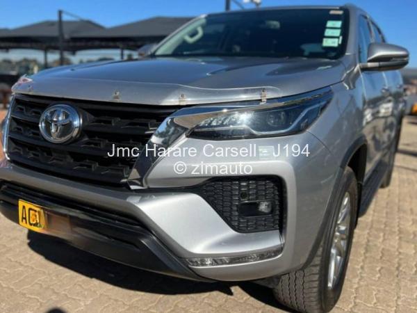 2020 Toyota  Fortuner