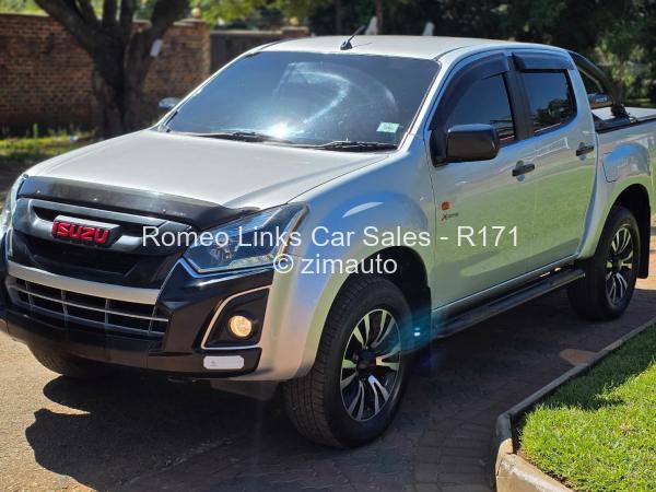2018 Isuzu  X - Rider