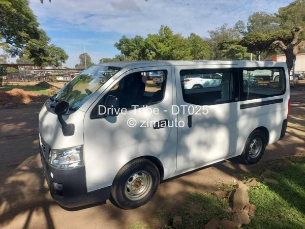 2017 Nissan  NV350