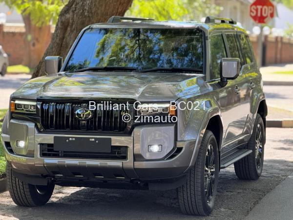 2025 Toyota  Prado