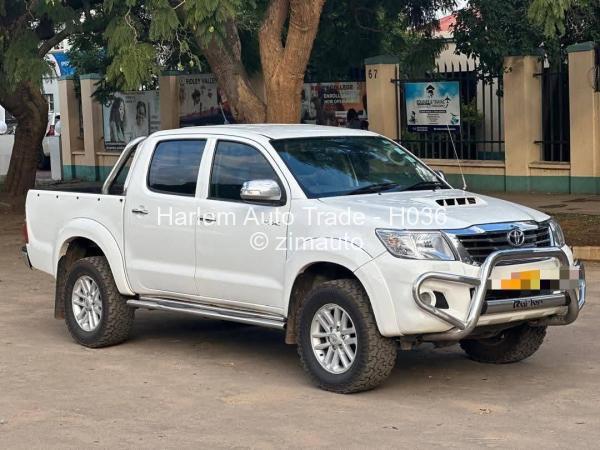 2012 Toyota  Hilux D4D