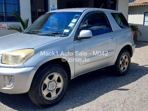 2000 - Toyota  RAV4