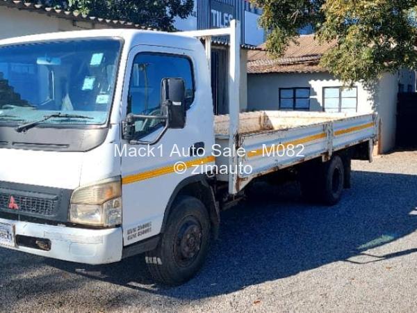 2006 Mitsubishi  Canta