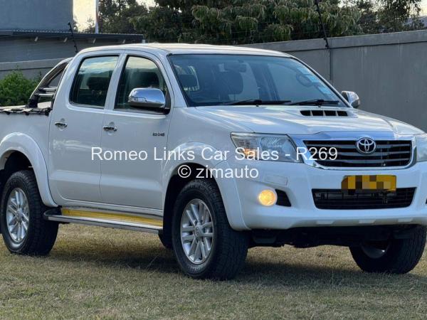 2013 Toyota  Hilux D4D