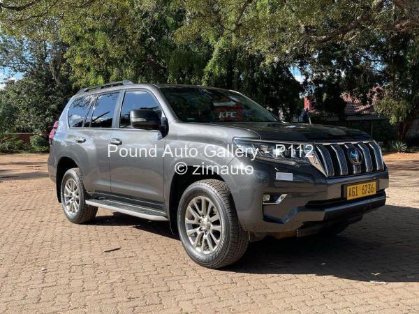 2019 - Toyota  Prado