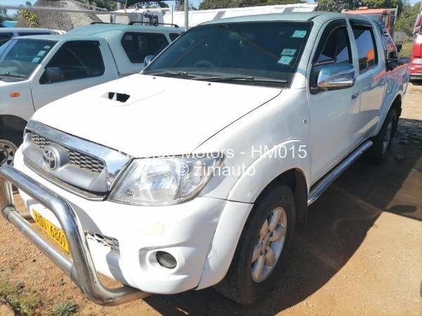2010 Toyota  Hilux