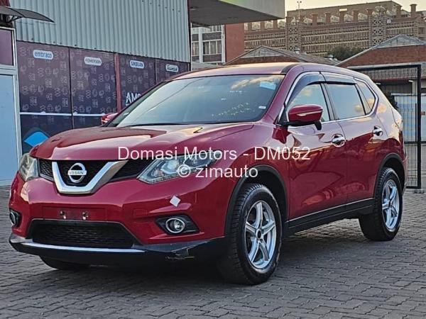 2015 - Nissan  Xtrail