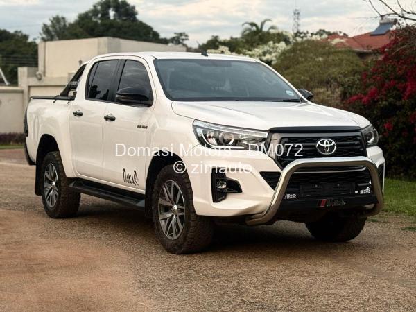 2019 Toyota  Hilux
