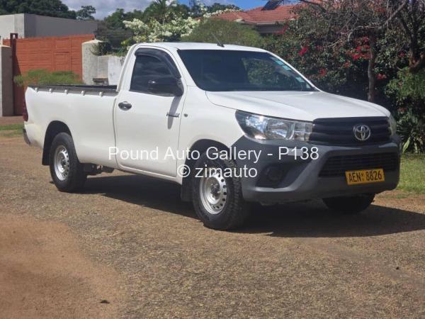 2017 Toyota  HILUX GD6