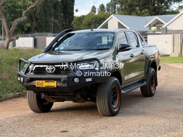 2021 Toyota  Hilux
