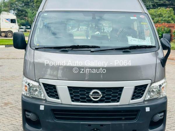 2017 Nissan  NV350