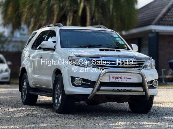 2013 Toyota  Fortuner