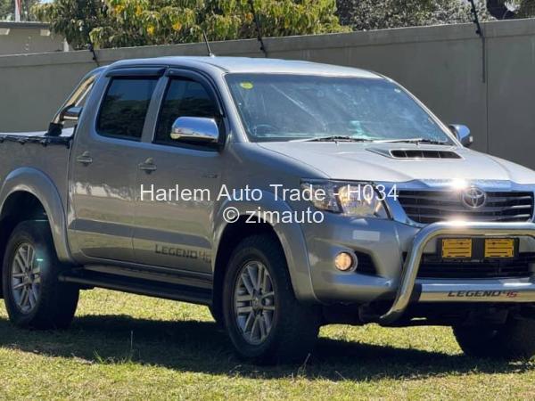 2015 Toyota  Hilux