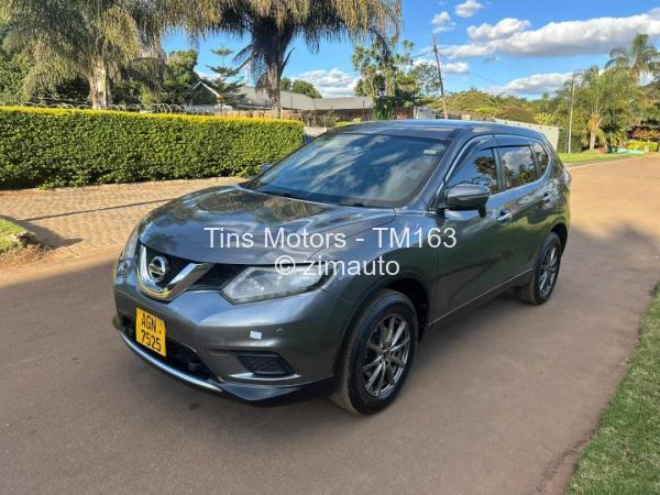 2017 - Nissan  Xtrail