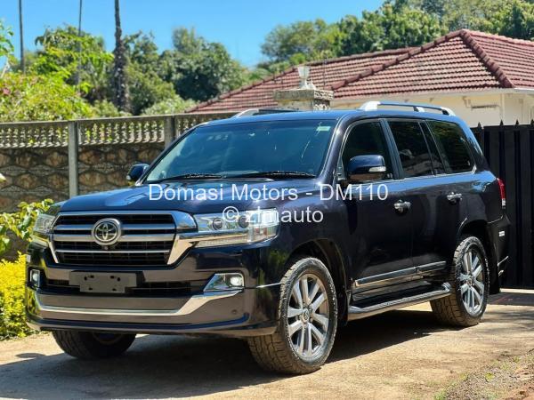 2010 Toyota  Land Cruiser 200