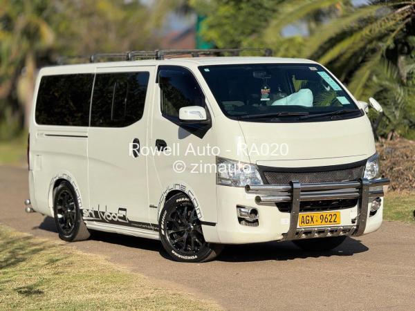 2017 Nissan  Caravan