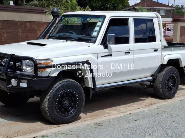 2021 Toyota  Land Cruiser 79