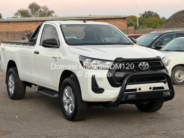 2024 Toyota  Hilux