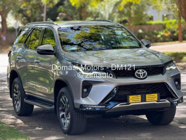 2023 Toyota  Fortuner