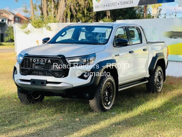 2025 Toyota  HILUX GD6
