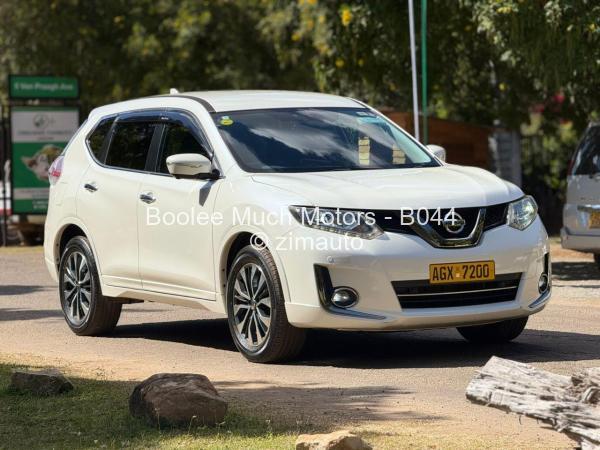2016 - Nissan  X-Trail