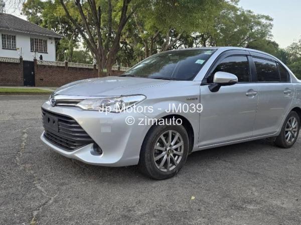 2016 Toyota  Axio