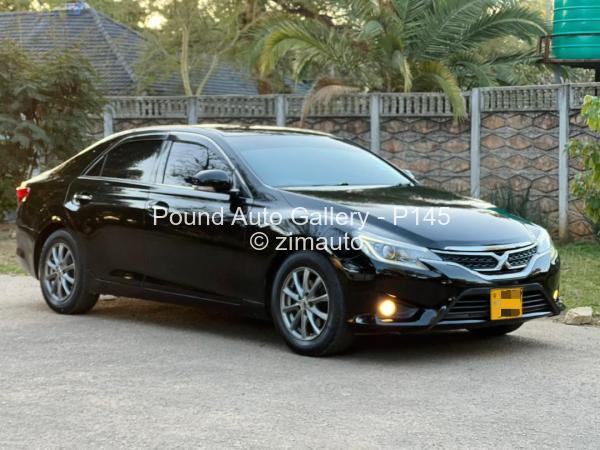 2013 Toyota  Mark X